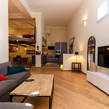 Luxury 3 Fiat, Ariberto Home, Tra Centro Storico Di E Navigli, Con Spaziosa Jacuzzi Apartment *