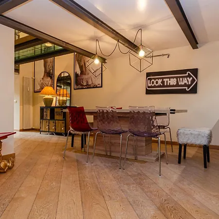 Luxury 3 Fiat, Ariberto Home, Tra Centro Storico Di E Navigli, Con Spaziosa Jacuzzi Apartment *